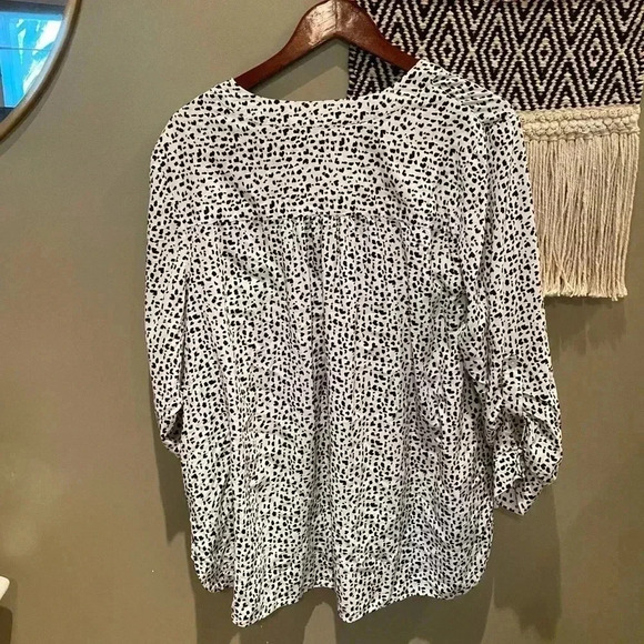 CAROLINA BELLE MONTREAL BLACK POLKA DOT COW PRINT BLOUSE SIZE 1X - Picture 3 of 4